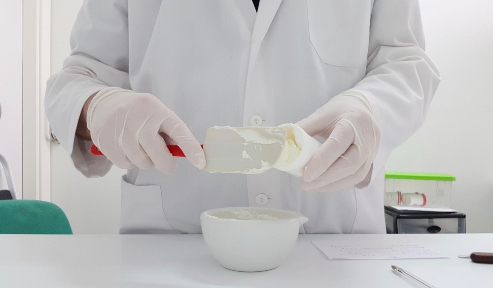 What is Alopecia Areata, and How Can A Compounding Pharmacist Help?