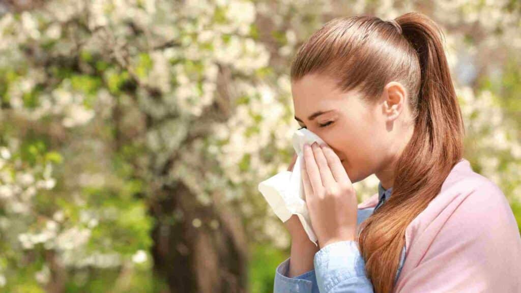 navigating allergies and sensitivities how compounded medications offer a customized solution